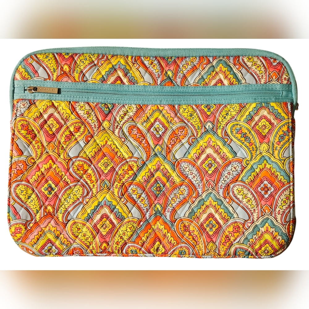 Studio C Zippered Laptop Sleeve Quilted Paisley Design 16x11.5"